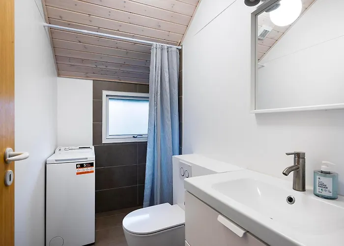 Charming, Well-maintained On A Secluded Nature Plot At The End Of A Quiet Lane Nyaraló *